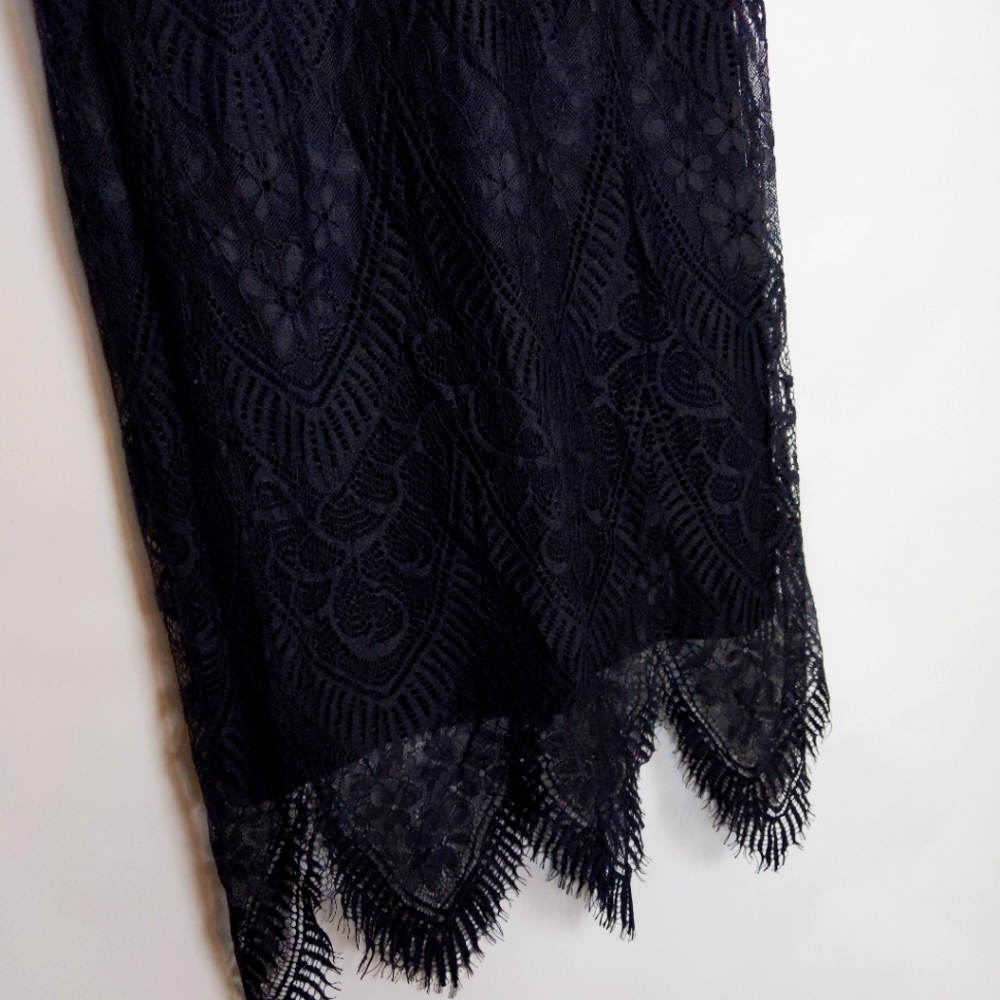 🆕🌿REVERSIBLE KNIT/LACE SKIRT🌿 - Picture 6 of 9